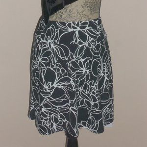 White House Black Market Small Skirt Floral Print Stretch Knit Washable